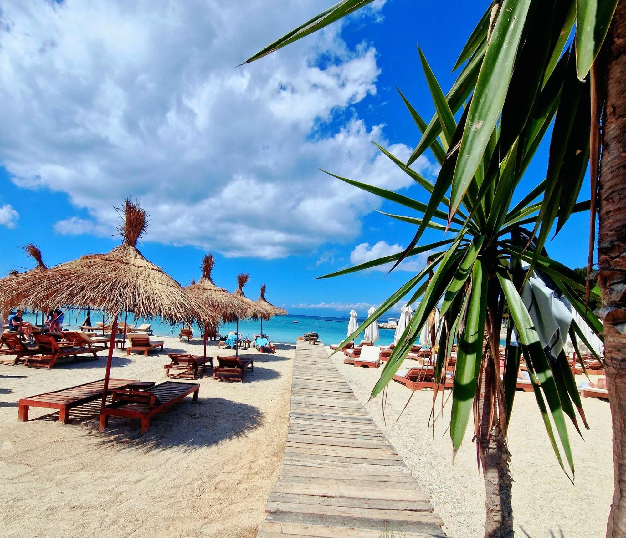 Hotel Villagekona Ksamil Kültér fotó